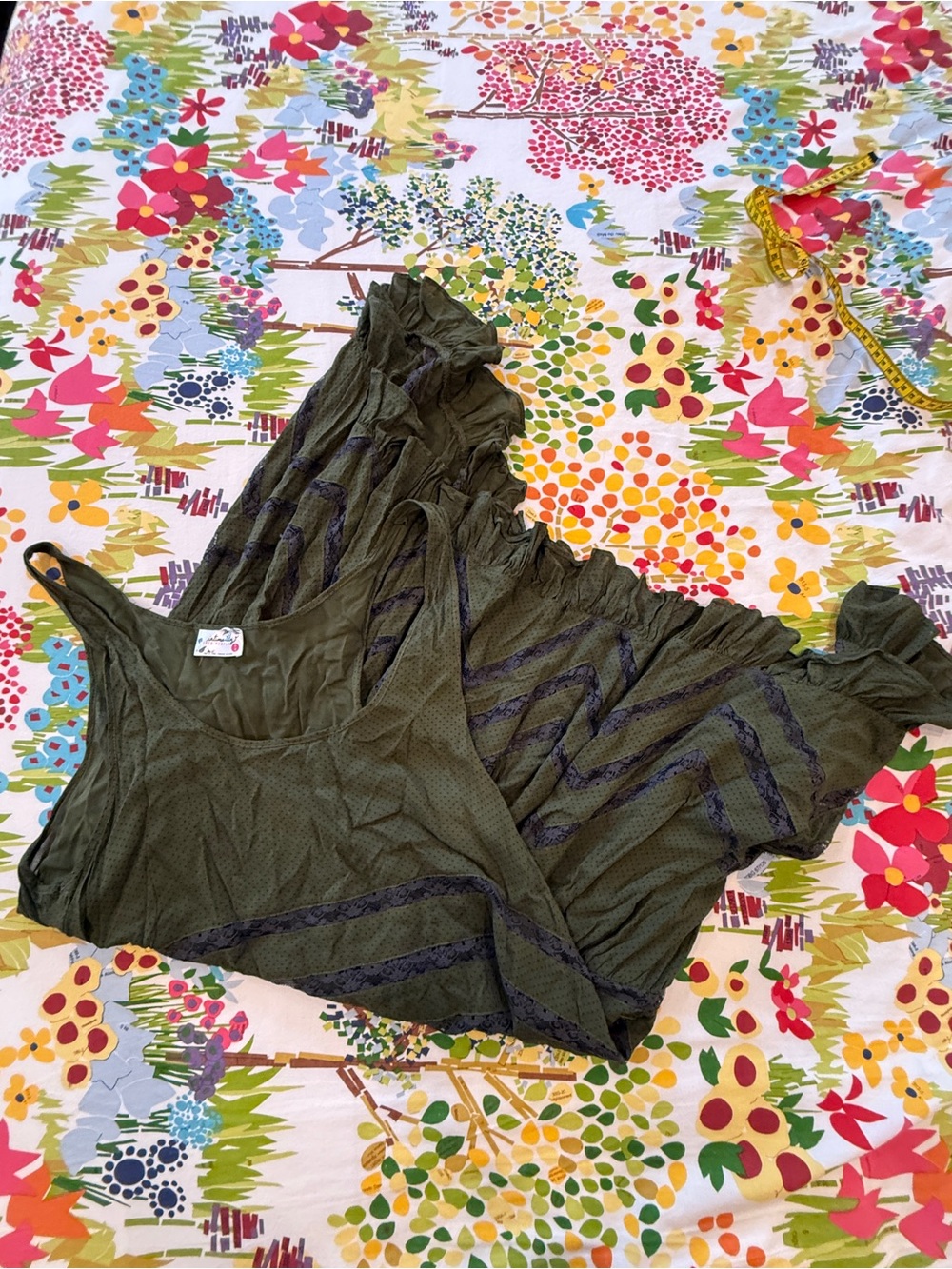 Intimately Free People Olive Voile & Lace Trapeze Slip Dress M. 💚